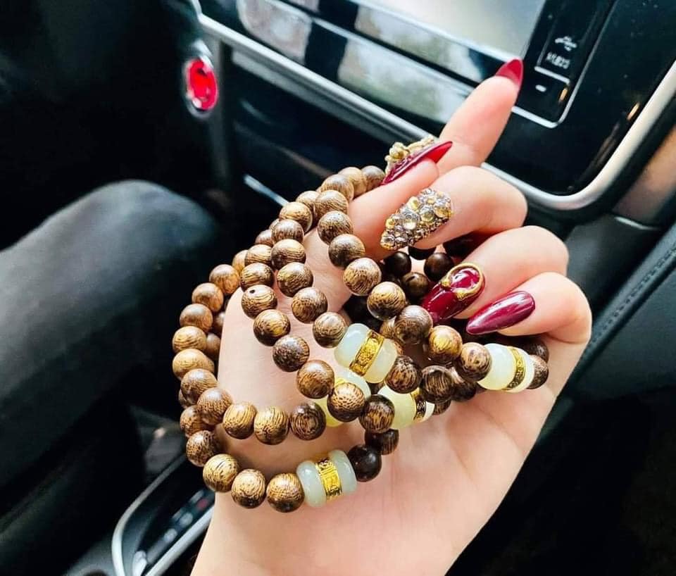 Vòng tay Trầm Tốc 8ly mix lu thống Bạch Ngọc