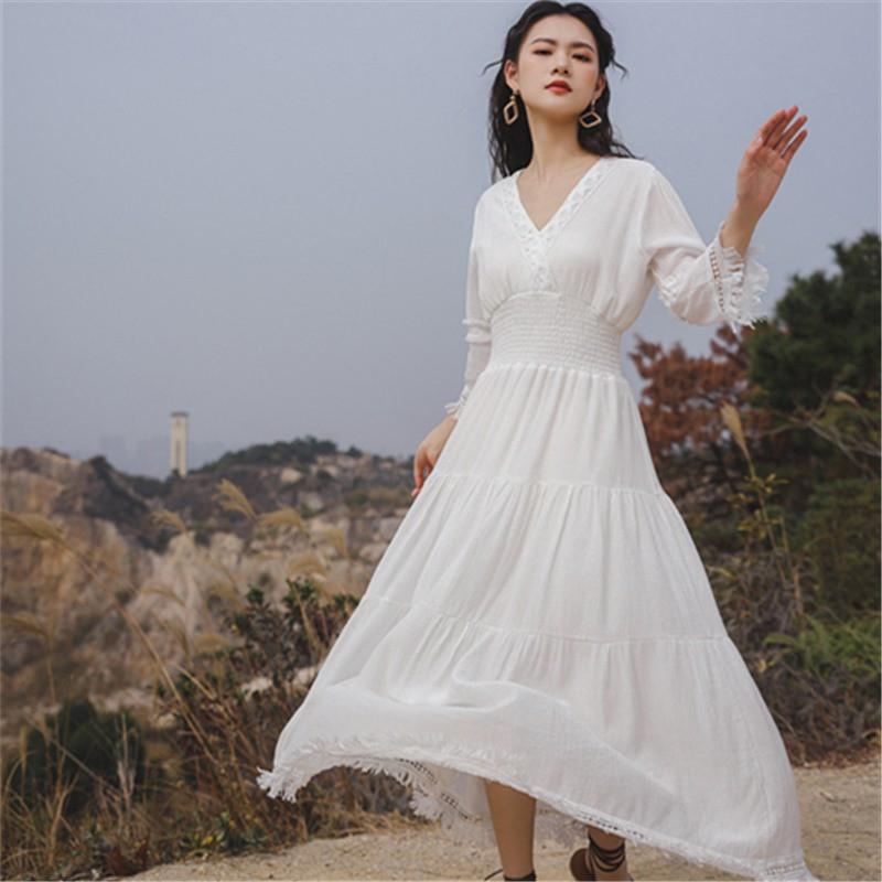 Váy Du Lịch Màu Trắng Eo Chun