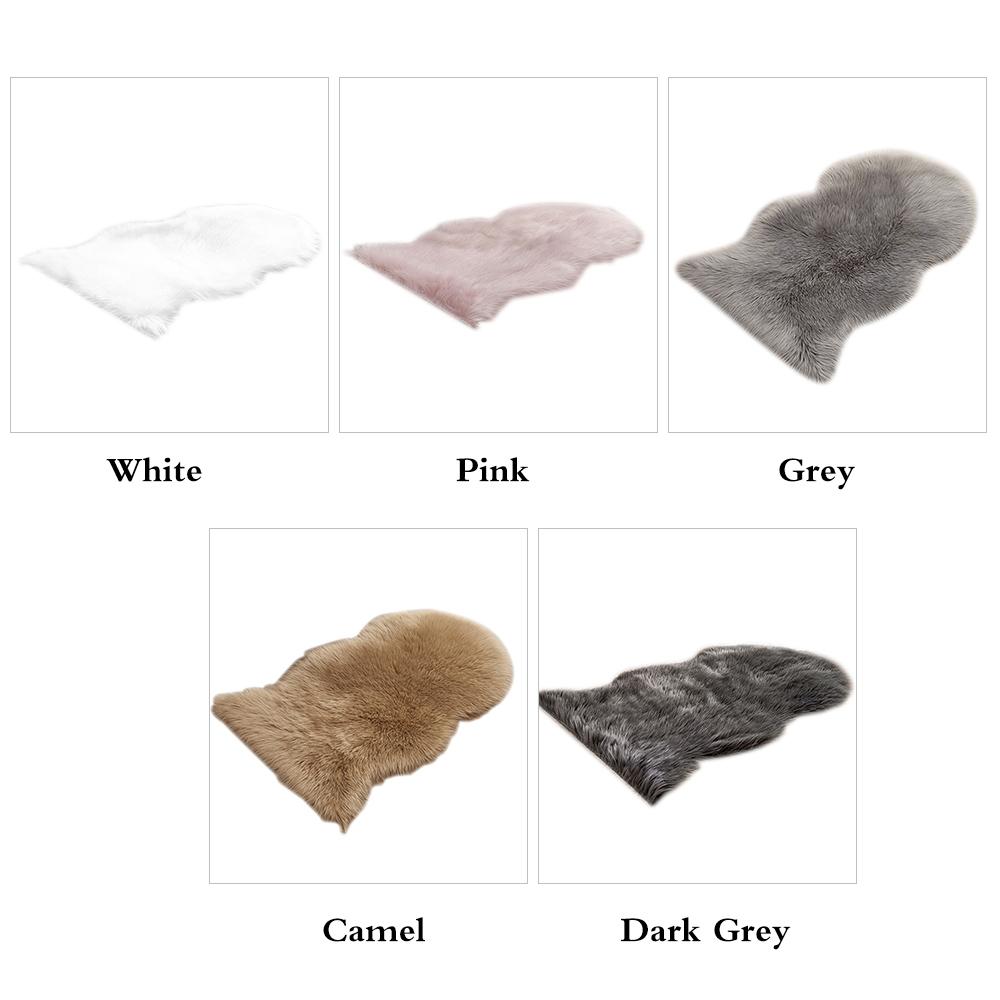 Thảm trải sàn làm từ chất liệu len giả cao cấp,mịn, siêu mềm và thoải mái, Thiết kế đáy chống trượt