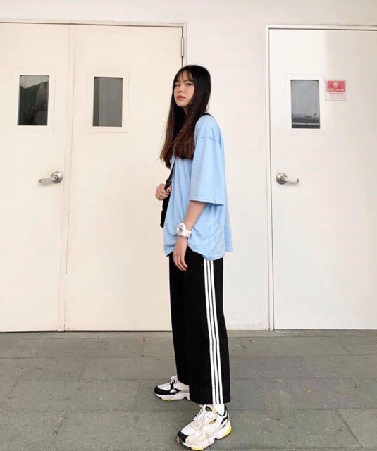 Quần 3 sọc ống rộng dáng thể thao năng động cá tính