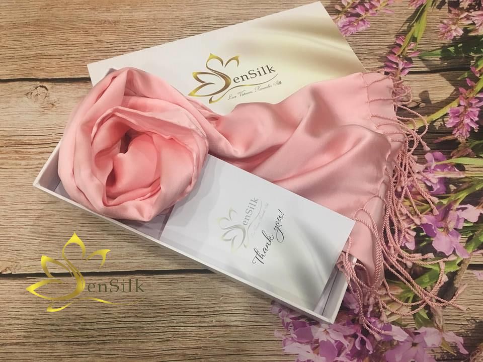 Khăn Lụa Tơ Tằm Bảo Lộc SenSilk - Hồng - 1800*550m - Quà Tặng Cho Người Phụ Nữ Thành Đạt