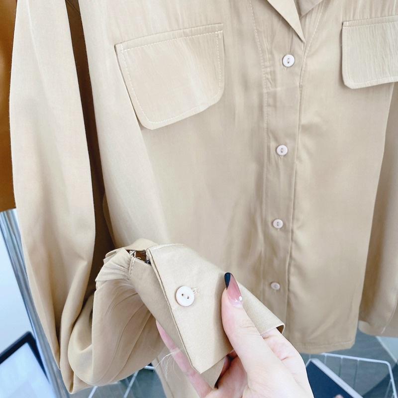 Set áo sơmi cổ vest nâu kem túi nắp tay dài , quần ngố nâu đậm