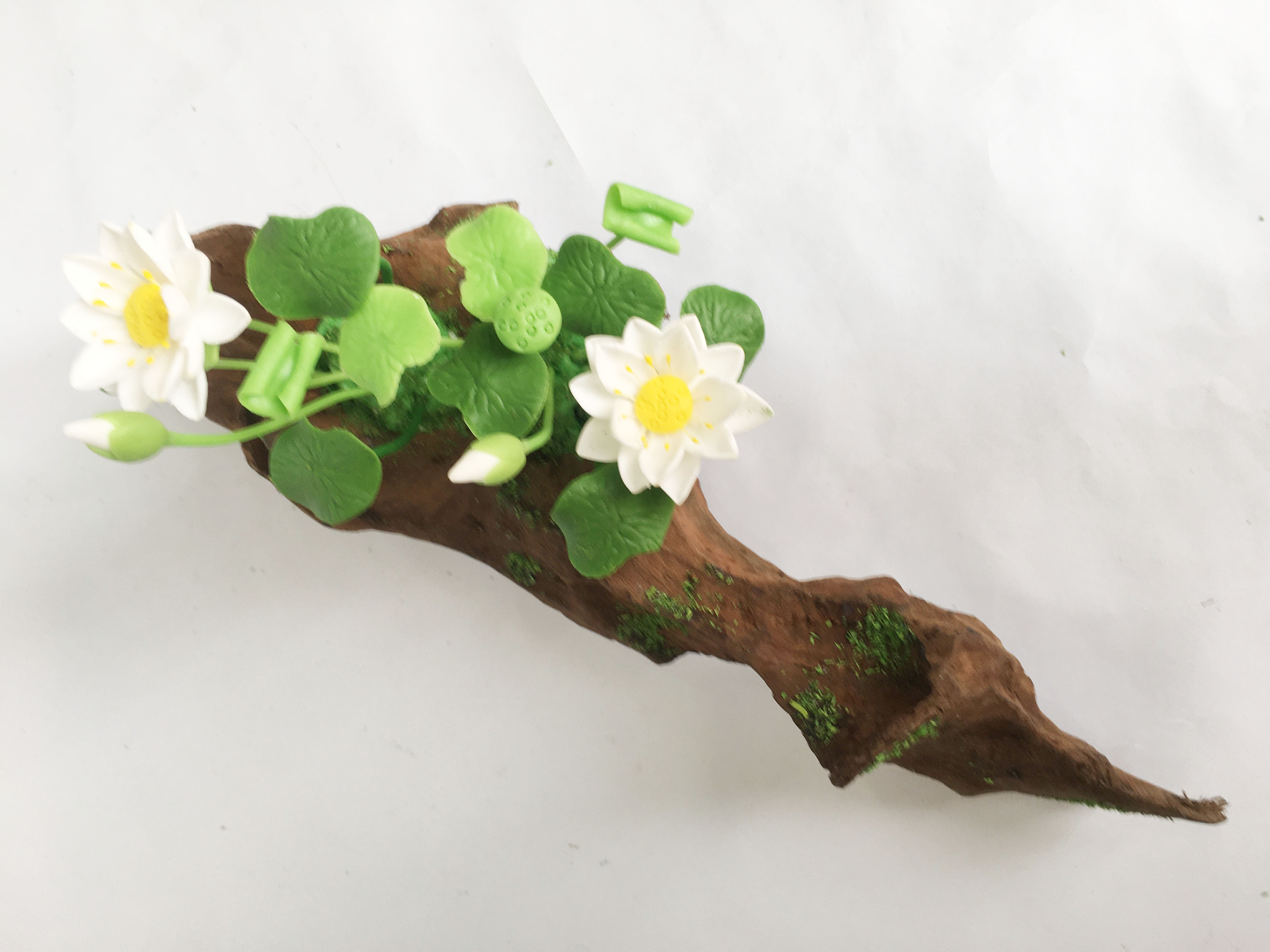 Lũa gỗ hình dáng tự nhiên kết hợp Hoa sen đất sét mini  - Quà tặng trang trí handmade