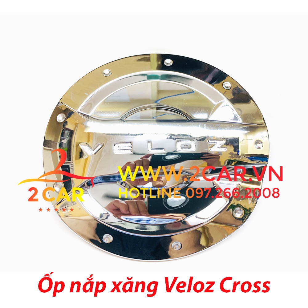 Ốp nắp bình xăng xe Toyota Veloz 2022- 2023 Mạ Crom Sáng Bóng