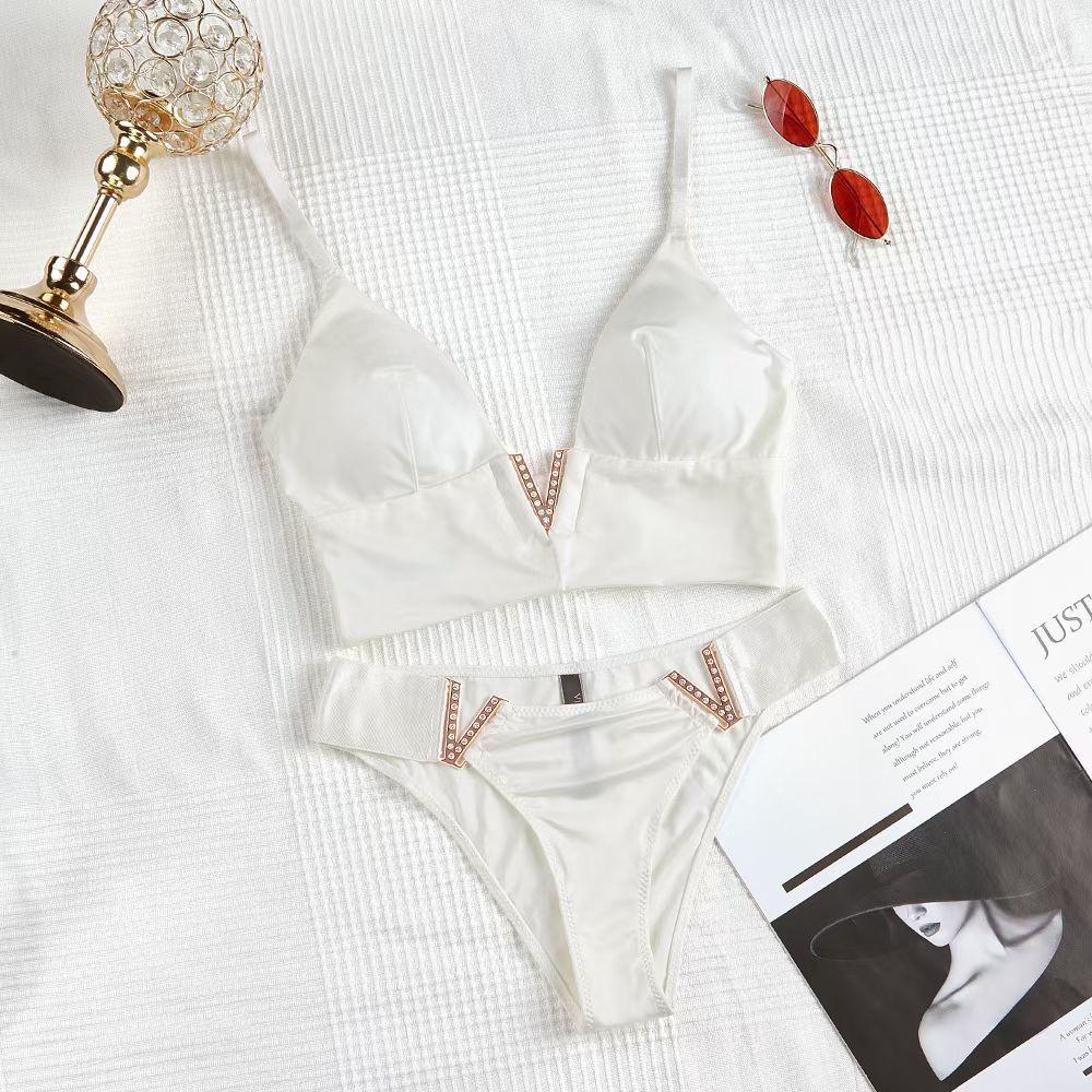 Quần Lót Nữ Bộ Push Up Bra Gợi Cảm Áo Lót Bộ Sáng Bóng Thời Trang Áo Bralette Nữ Bộ Đồ Lót Thoải Mái Áo Lót Nữ Hàng Đầu