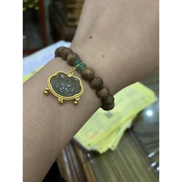Vòng tay trầm hương tự nhiên