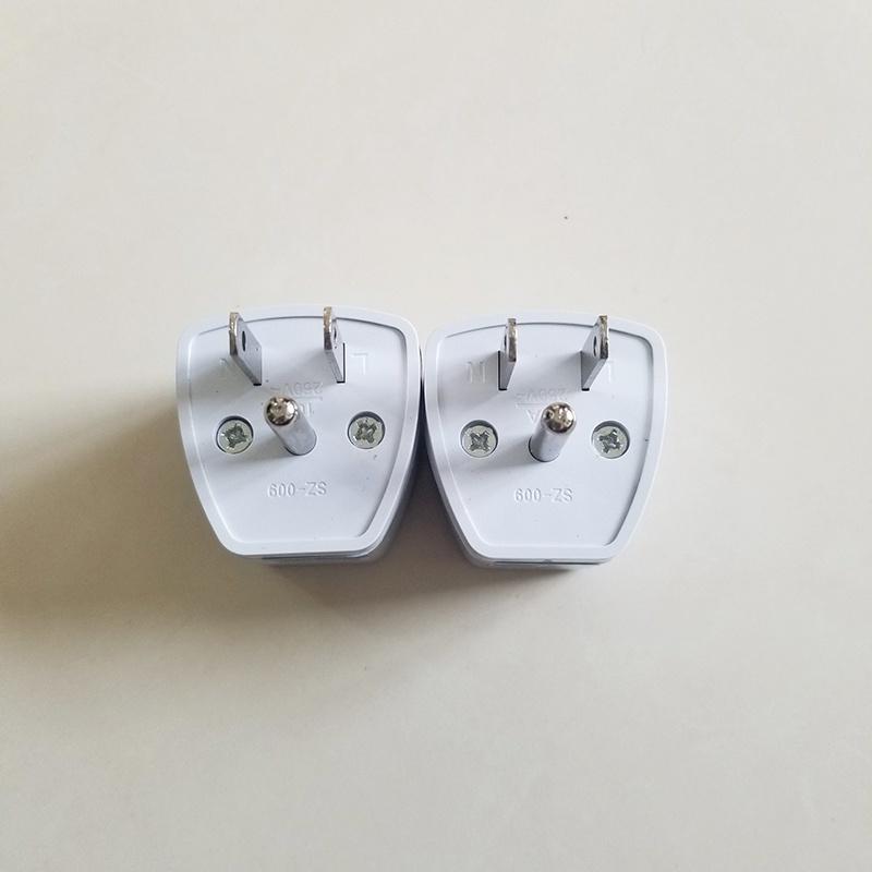 Phích cắm đa năng chuyển đổi 3 chấu