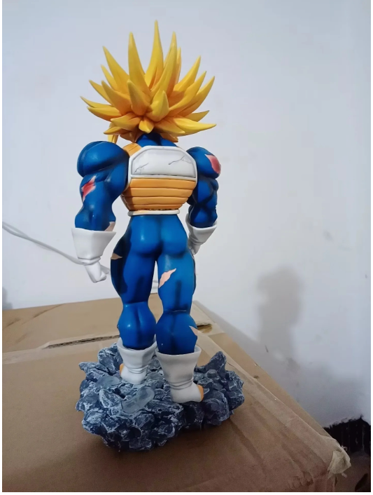 Mô hình nhân vật Trunks saiyan cơ bắp - Figure Dragon ball