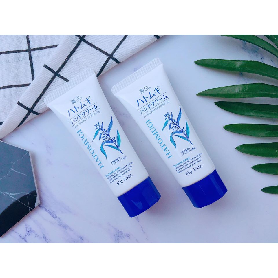 Sữa dưỡng da tay mềm mại sáng màu không nhờn dính Hatomugi 65g (REIHAKU HATOMUGI HAND CREAM) tặng túi thun cột tóc