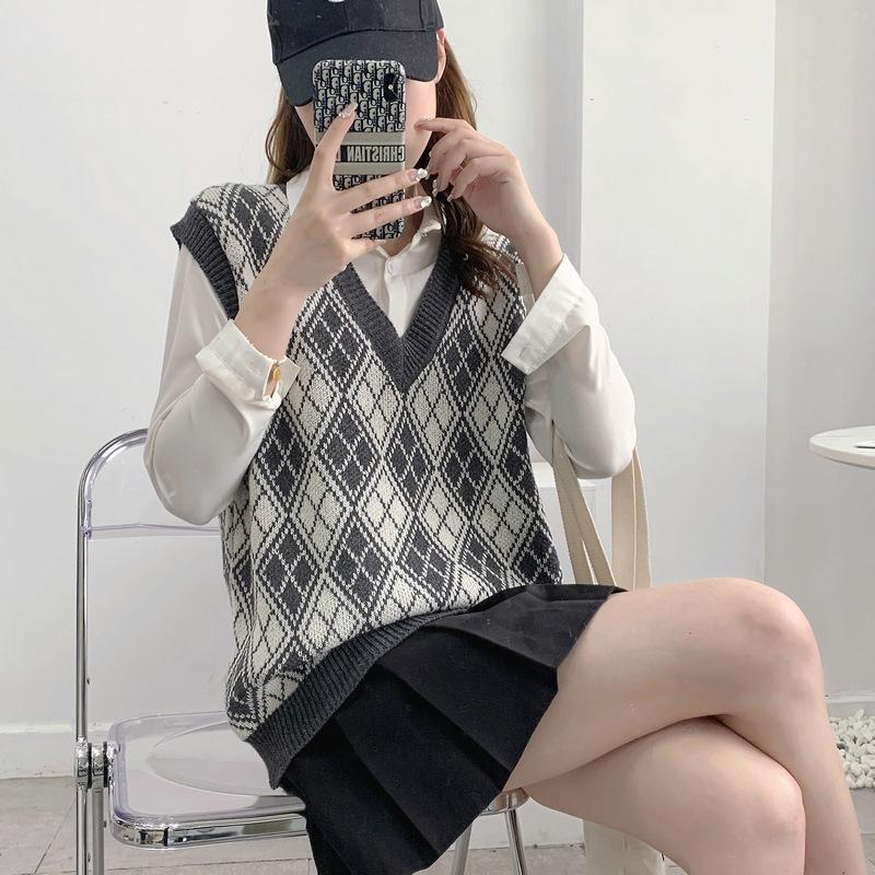MS790 Áo gile len nữ cổ tim hoạ tiết trám Hàn quốc - Giá Tiki khuyến mãi: 155,000đ - Mua ngay! - Tư vấn mua sắm & tiêu dùng trực tuyến Bigomart Ms790 Áo Gile Len Nữ Cổ Tim Hoạ Tiết Trám Hàn Quốc - Giá Tiki Khuyến Mãi: 155,000Đ - Mua Ngay! - Tư Vấn Mua Sắm & Tiêu Dùng Trực Tuyến Bigomart