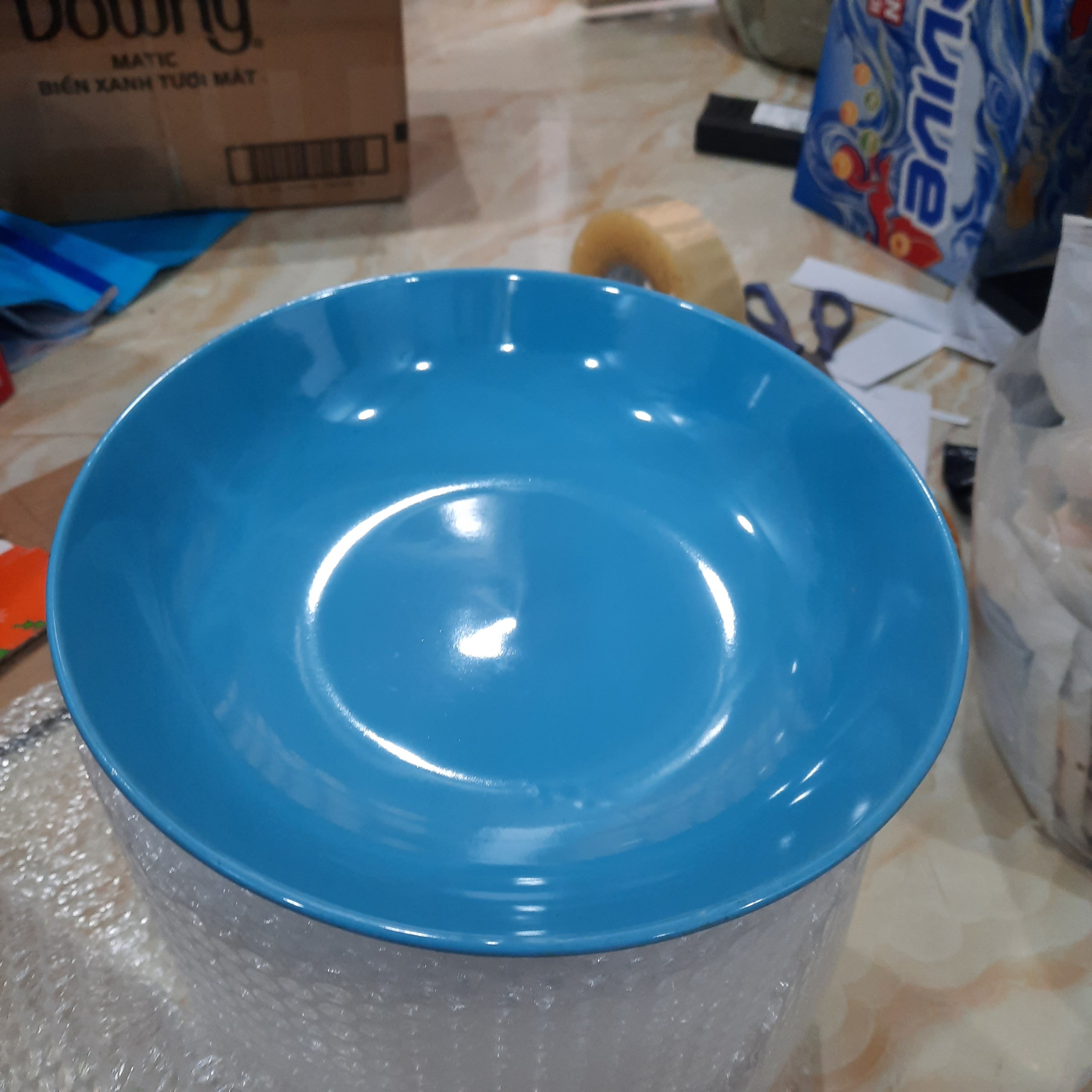 Đĩa sâu lòng màu xanh dương 24cm