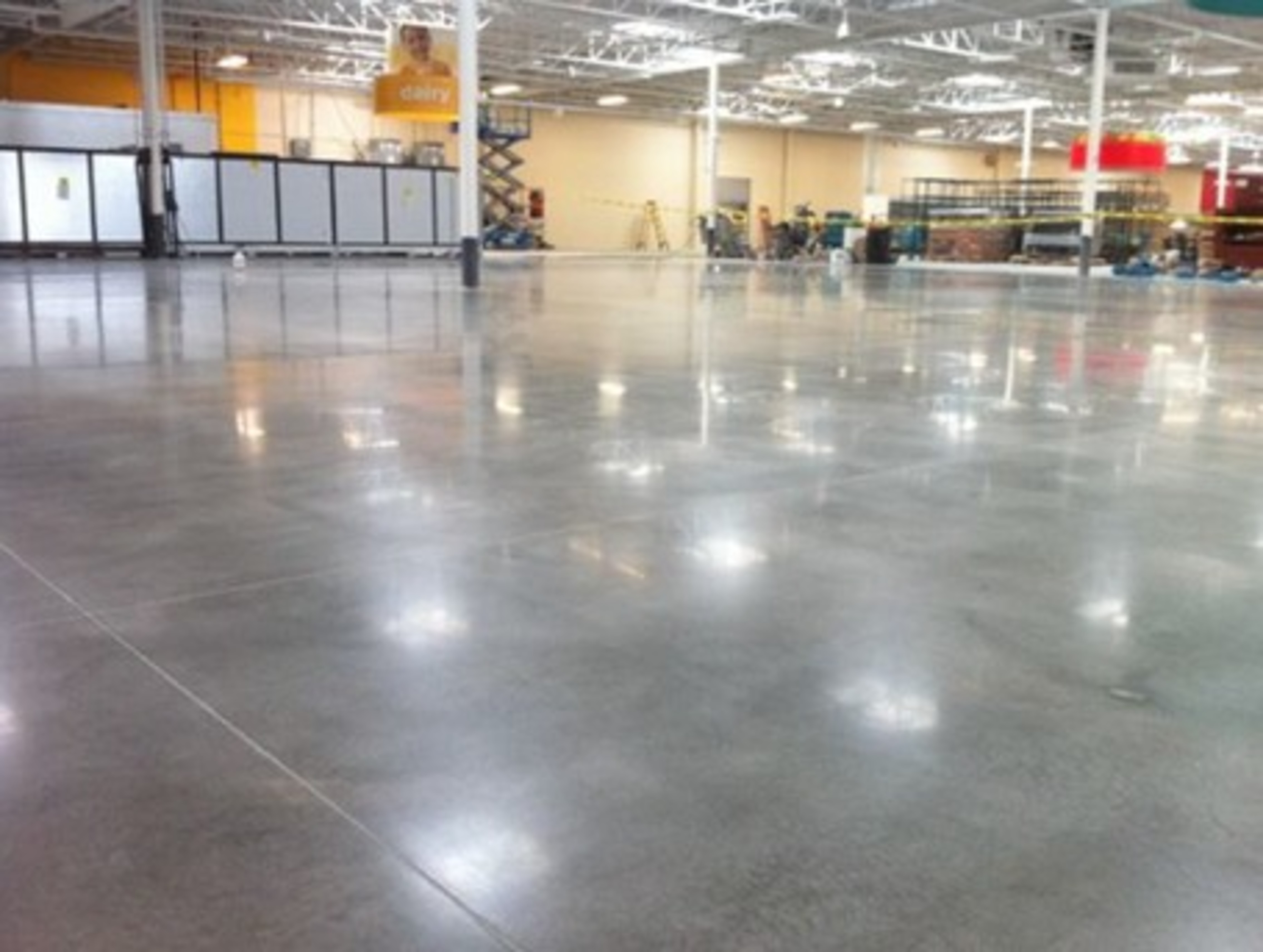 Phủ bóng sàn bê tông AVCOChem - Q PRIME Coat - Siêu bóng bền tiết kiệm - Can 4 lít - Hàng chính hãng