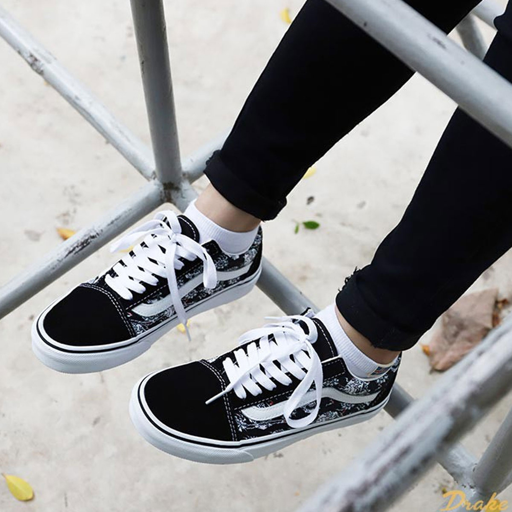 Giày Vans Old Skool Flash Skull VN0A38G118C