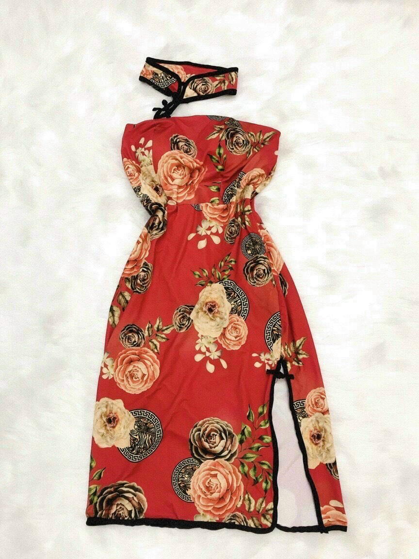 ĐẦM CỔ TÀU VIỀN ĐÍNH NÚT XẺ TÀ  QUÁ ĐẸP :d :d :d  MÀU Y HÌNH