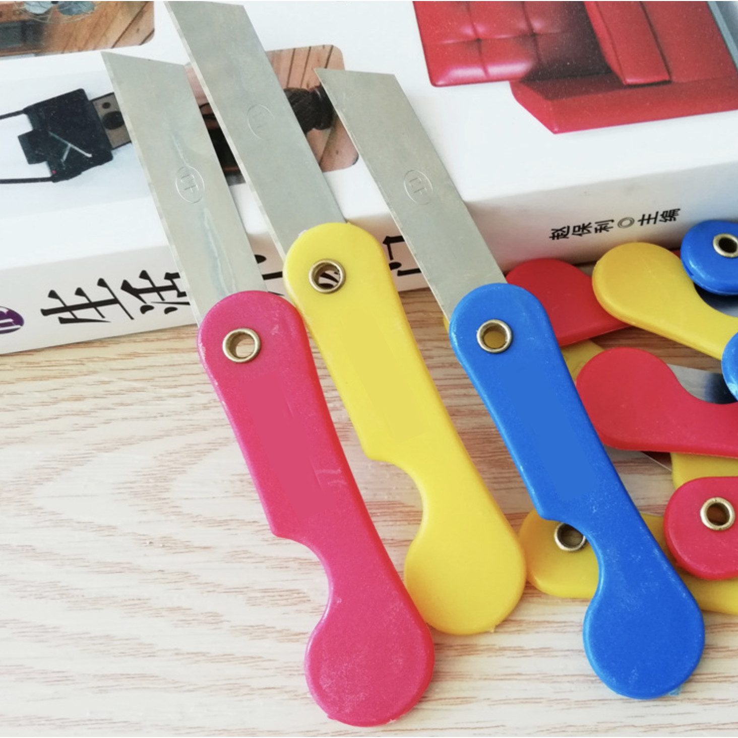 Dao Rọc Giấy, Gọt bút chì gập gọn tiện dụng - Đồ dùng văn phòng phẩm