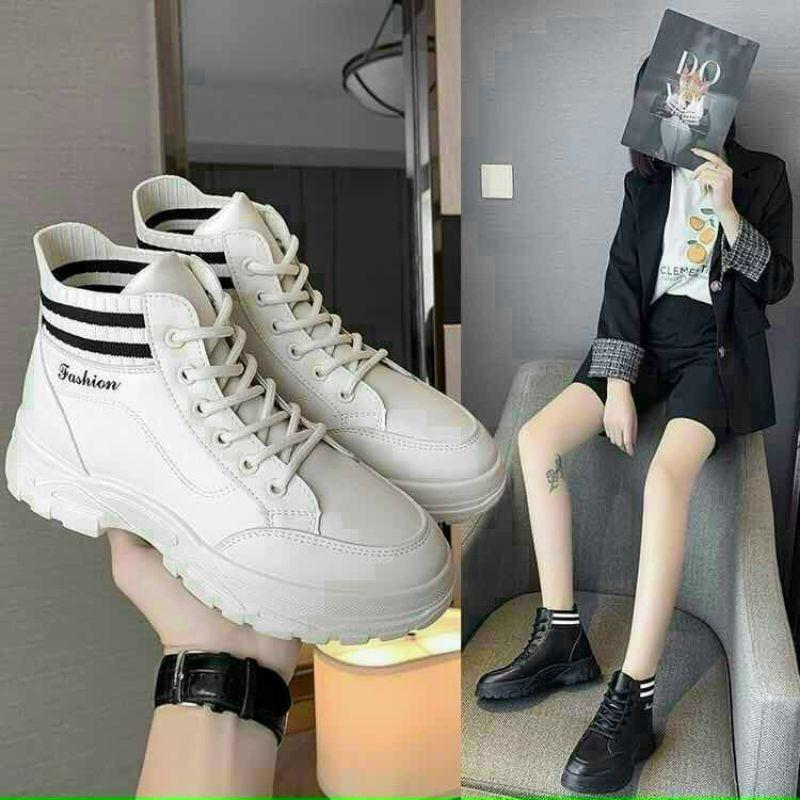 giày sneaker