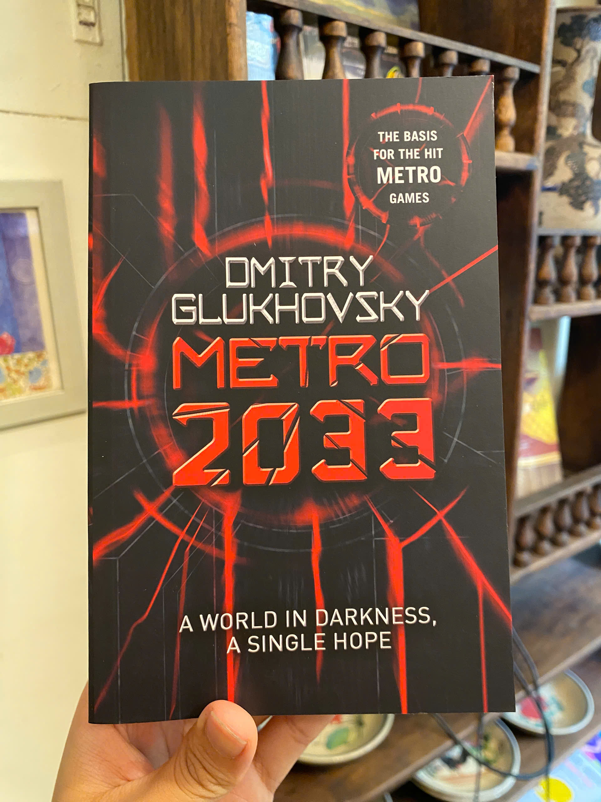 Sách - Metro 2033 by Dmitry Glukhovsky | Science Fiction / Horror Fantasy / Ngoại văn Nhập khẩu