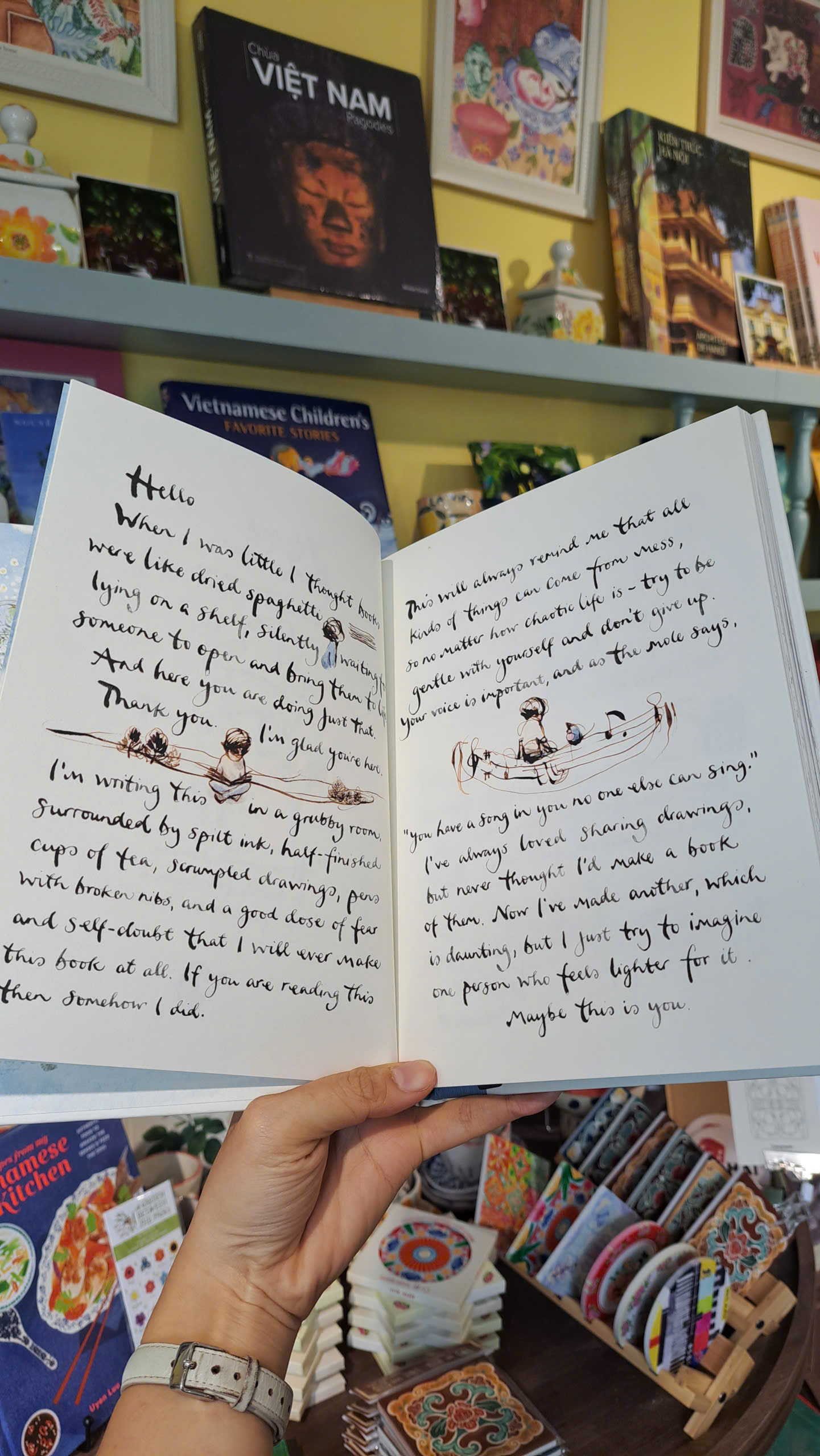 Sách - Always Remember by Charlie Mackesy | Graphic Novels / Văn học Thiếu nhi / Ngoại văn Bìa cứng