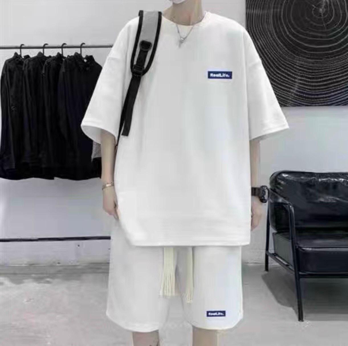 [HOT] Set Đồ Bộ Mùa Hè Nam Nữ Unisex Chất Thun Thoáng Mát Co Giãn Thấm Hút Mồ Hôi Phối Logo Thời Trang Phong Cách  Bao Ngầu HTM FASHION - Đen