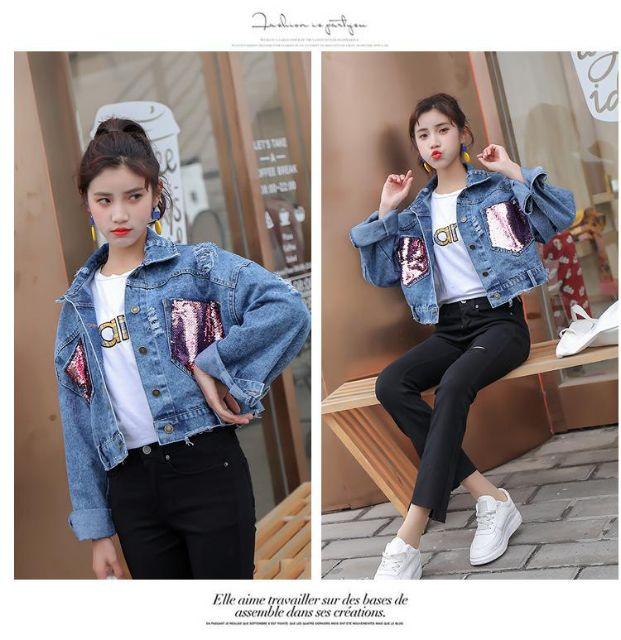 ÁO KHOÁC JEANS PHỐI TÚI ĐÍNH KIM SA