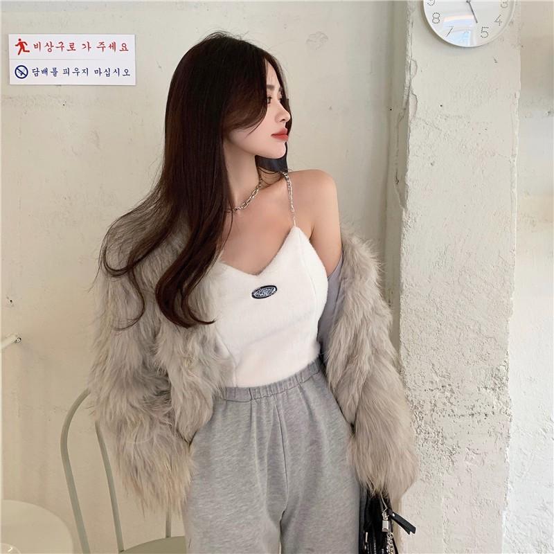 Áo Hai Dây Cổ Chữ V Dáng Ôm Quyến Rũ Cho Nữ