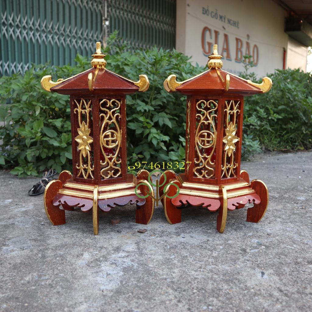 Cặp đèn thờ mái chùa để bàn gỗ hương vàng cao 41cm