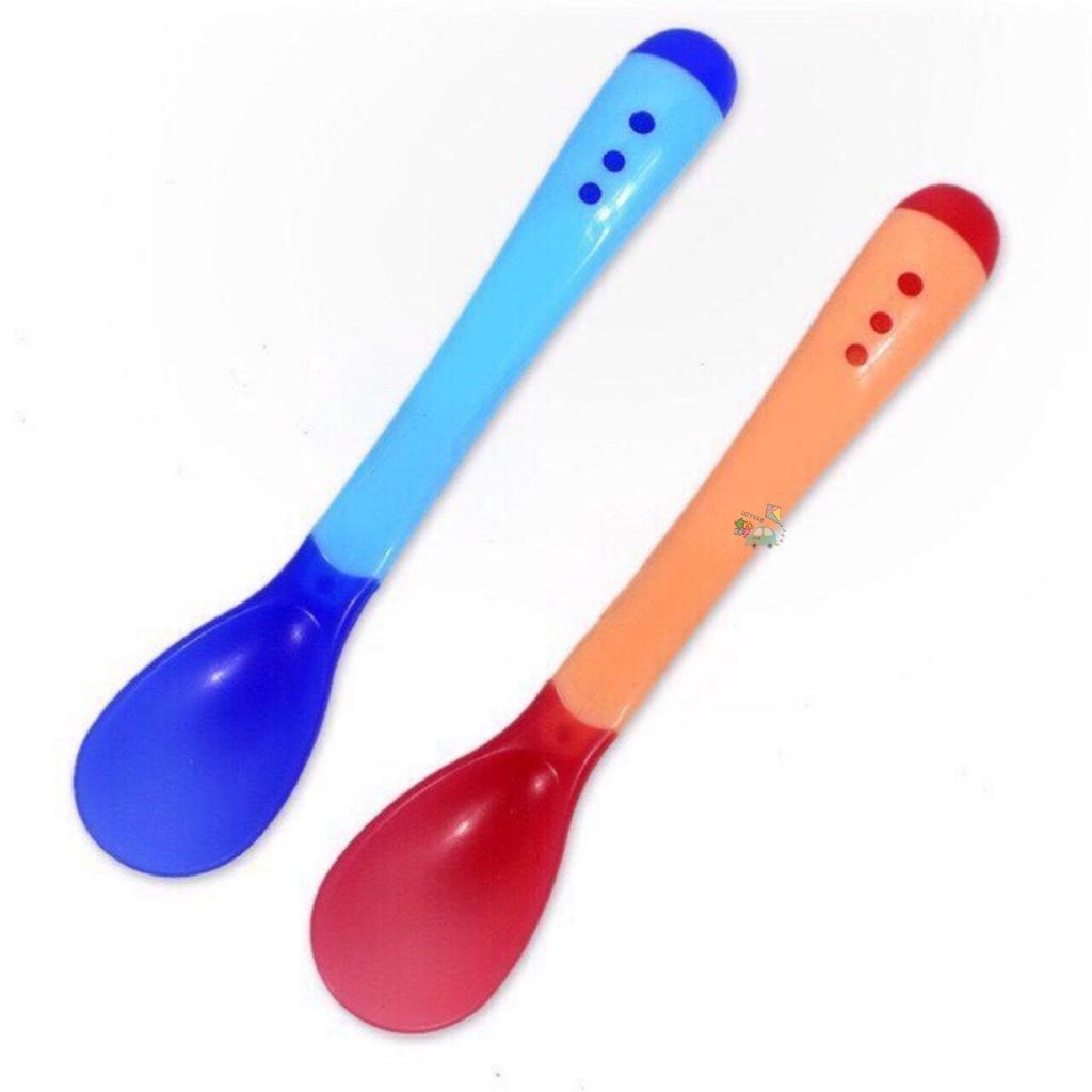 Thìa, muỗng báo nóng silicon cho bé