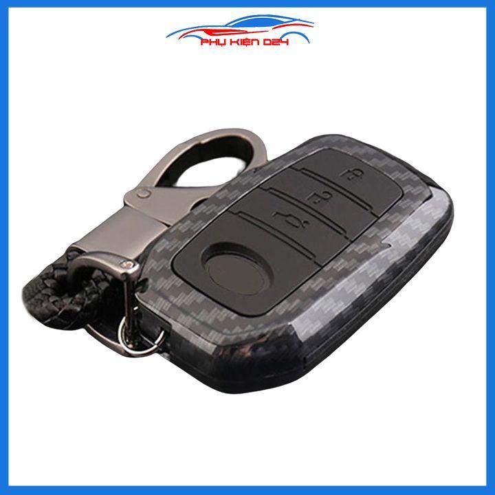 Ốp vỏ bọc chìa khóa xe Camry 2014-2015-2016-2017-2018 sợi nhựa cacbon kèm móc treo Inox