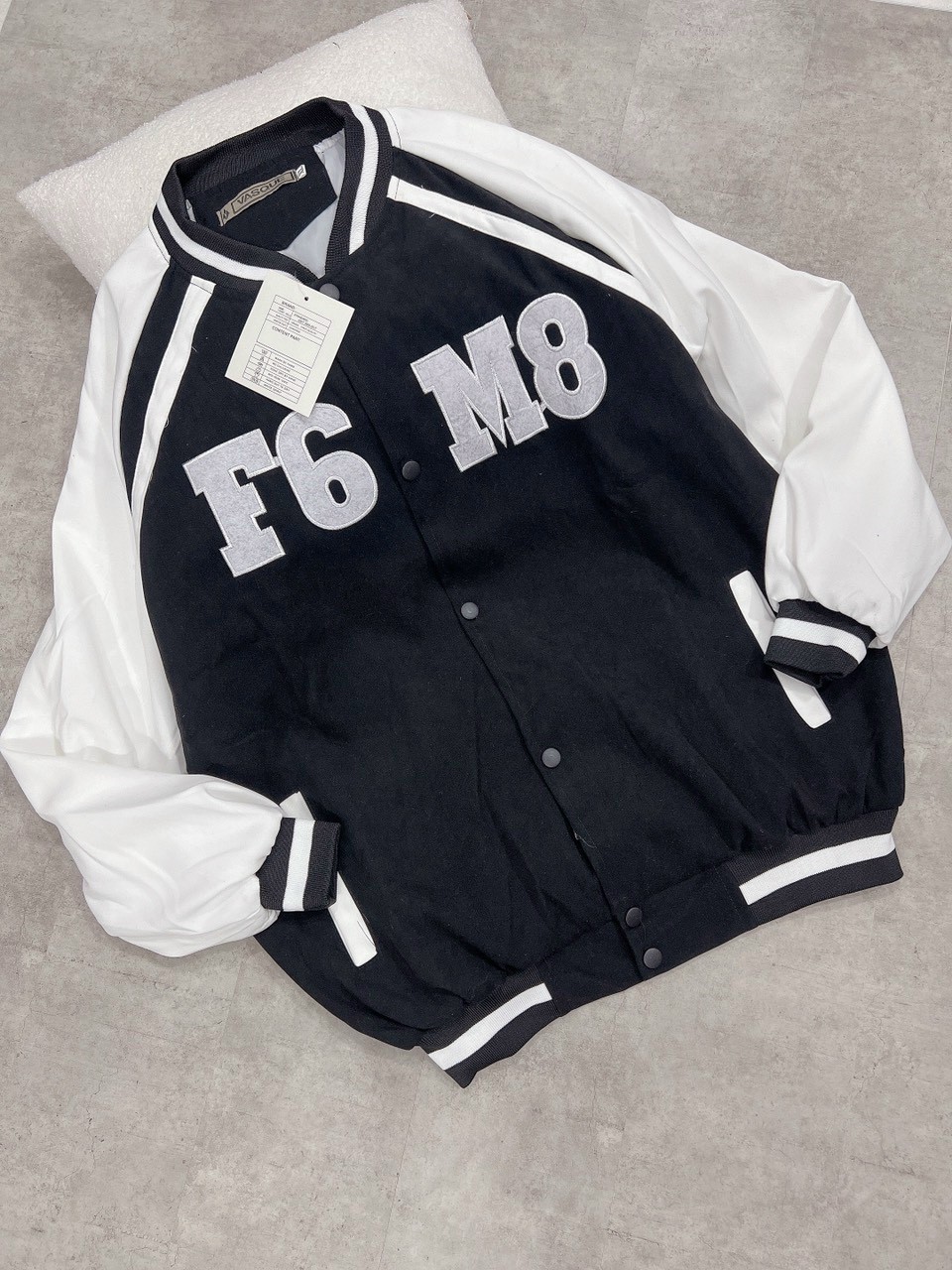 Áo khoác bomber nhung tăm cúc bấm thêu F6M8 NAM NỮ FORM RỘNG CỰC XIN Chất Nhung 2 Lớp Mềm Mịn,Logo Thêu họa tiết cá tính , Dáng Trẻ Trung hàn quốc,Kiểu Áo Đẹp thời trang Hot