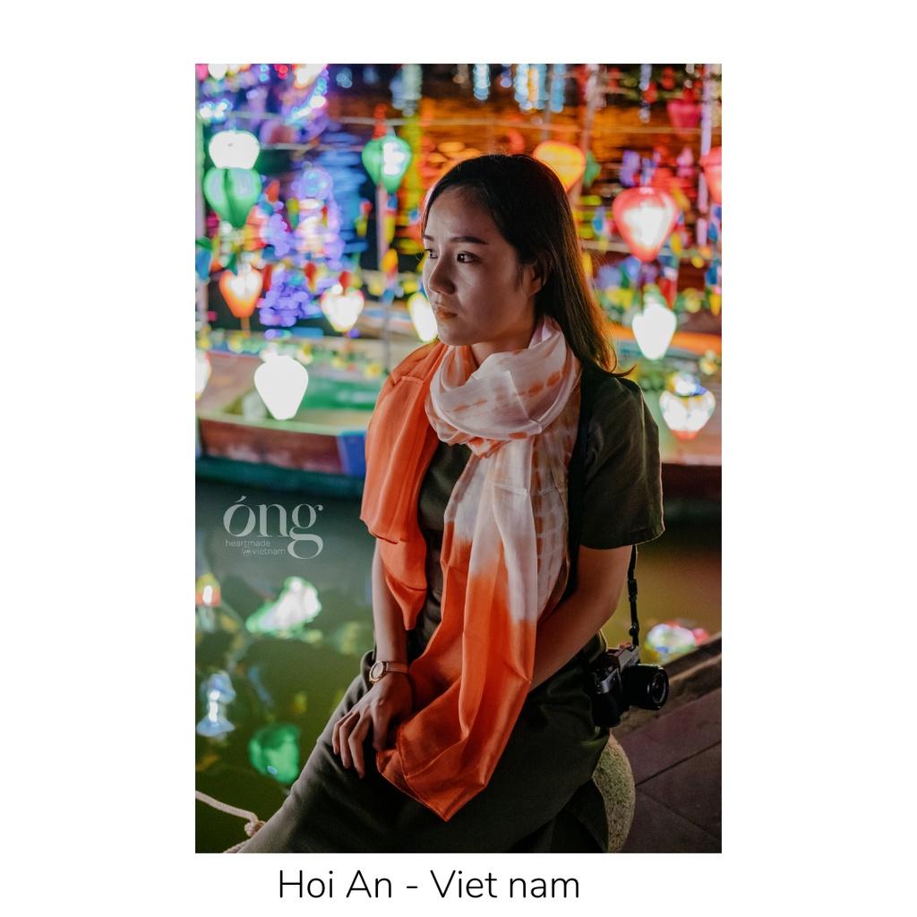 Khăn lụa, Khăn tơ tằm dệt tại Việt Nam, nhuộm màu An toàn, thương hiệu Óng silk, Mã K95 100% silk tự nhiên.