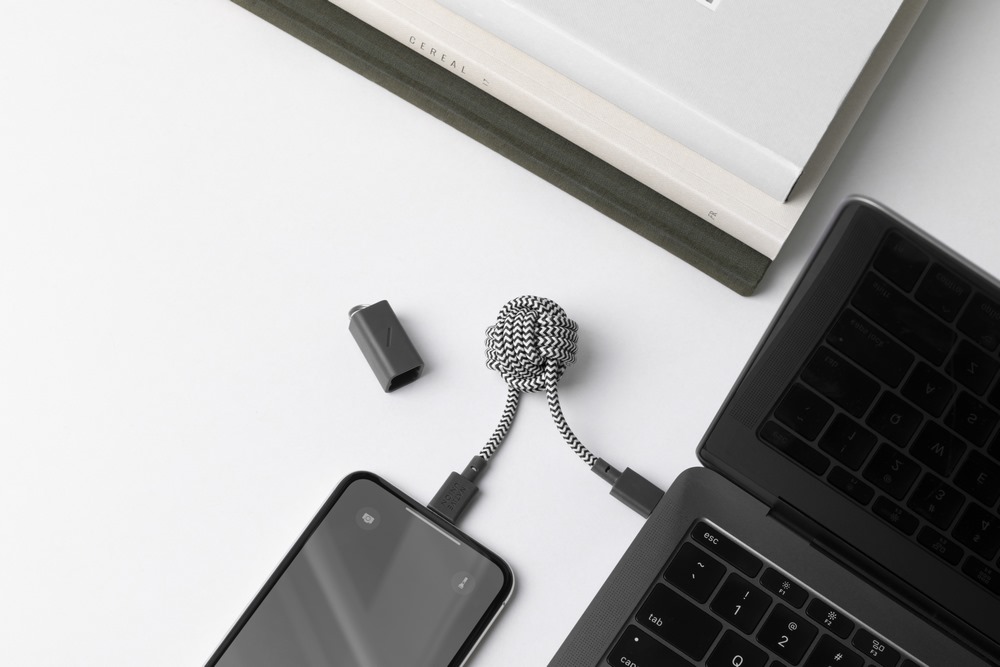 Dây Cáp Sạc Native Union KEY CABLE - KV - C to Li.ght.ni. ng Thiết kế giảm căng O-Flex tại khớp nối giúp giảm nếp gập gấp 2 lần so với loại thông thường - Hàng chính hãng