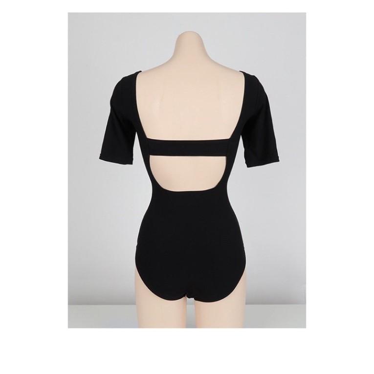 Bikini uzzlang hàn quốc 1 mảnh hở lưng hot 2021