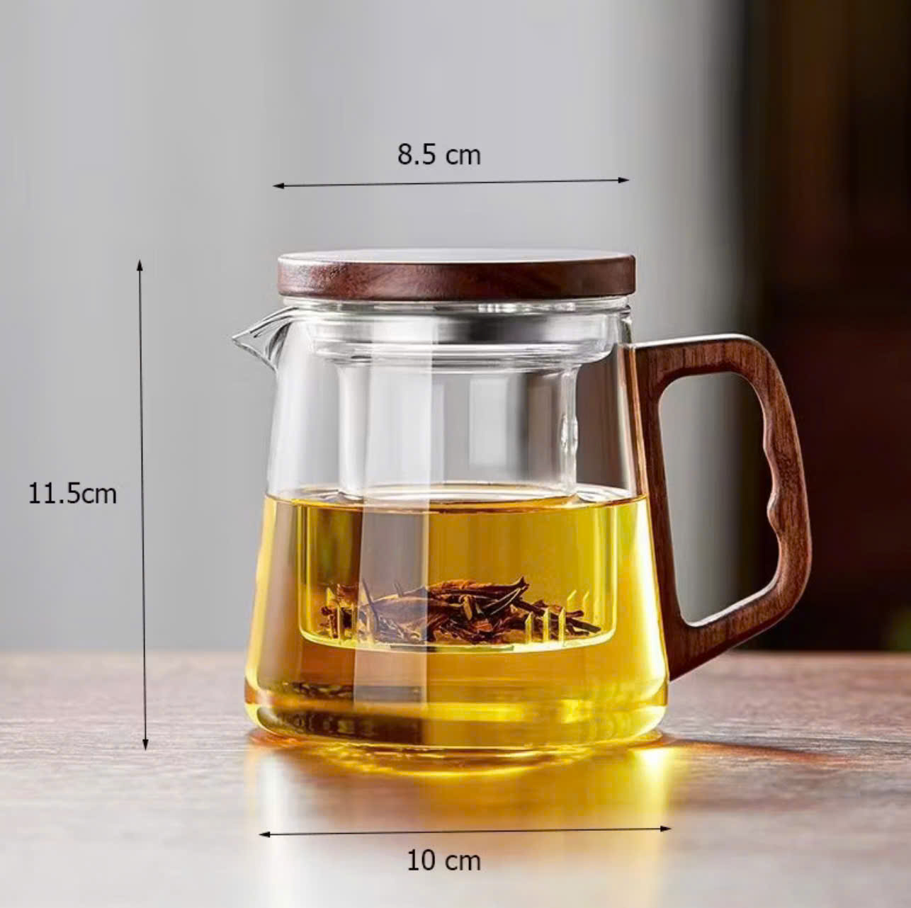 ẤM PHA TRÀ THỦY TINH TRONG SUỐT QUAI GỖ KÈM LÕI LỌC - DUNG TÍCH 600ML