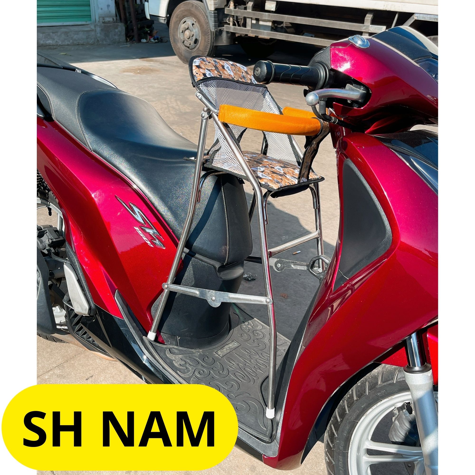 ( GHẾ INOX CÓ DÂY ĐAI ) Ghế ngồi xe tay ga cho bé (có cả dây đai và vòng bảo hiểm an toàn) ghế ga xếp INOX Cao Cấp