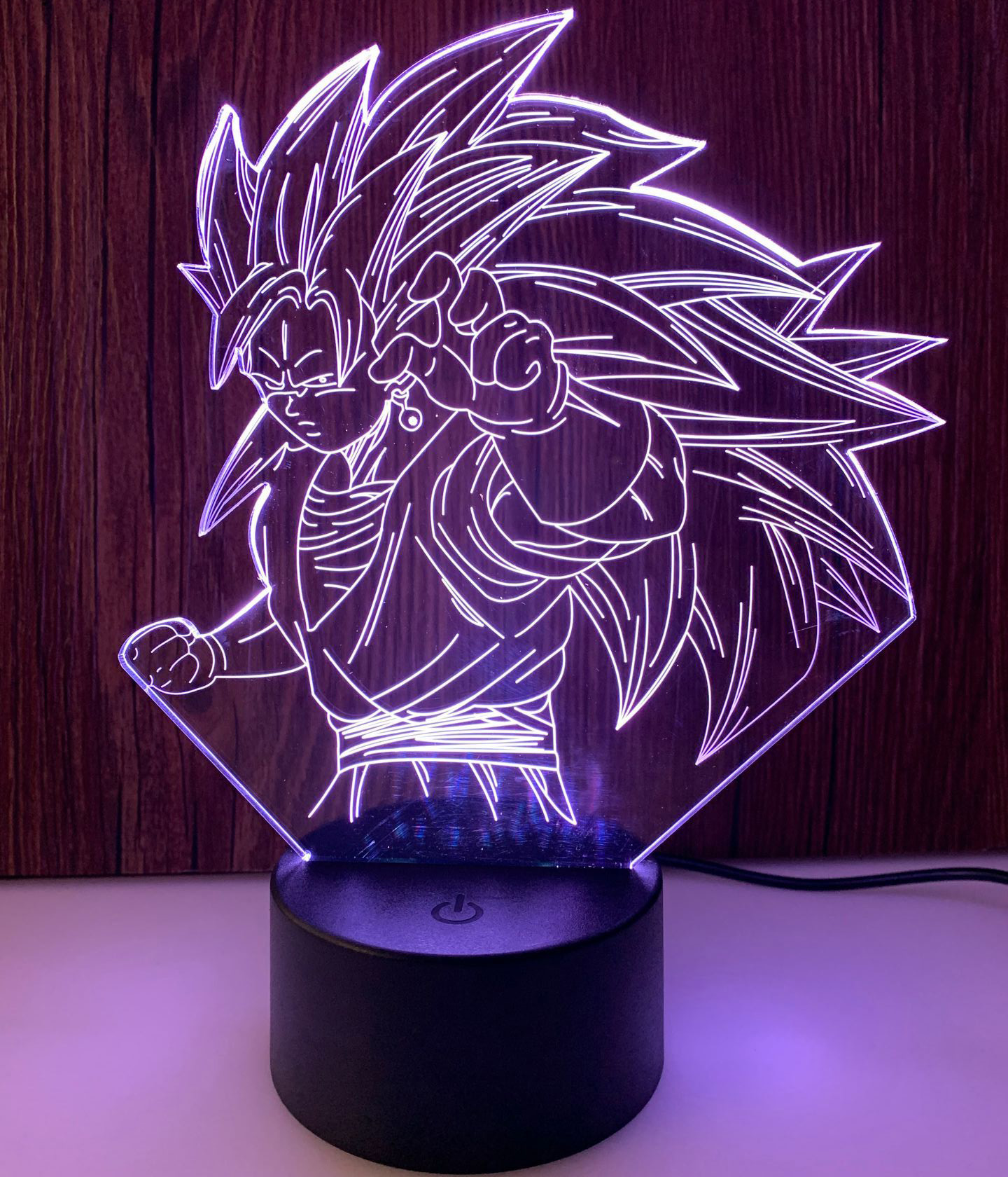 Đèn ngủ 3D songoku cảm ứng