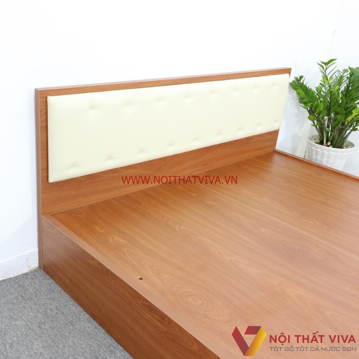 Giường Ngủ Gỗ MDF Melamine Màu Xoan Đào Có Đầu Nệm Kem Đẹp