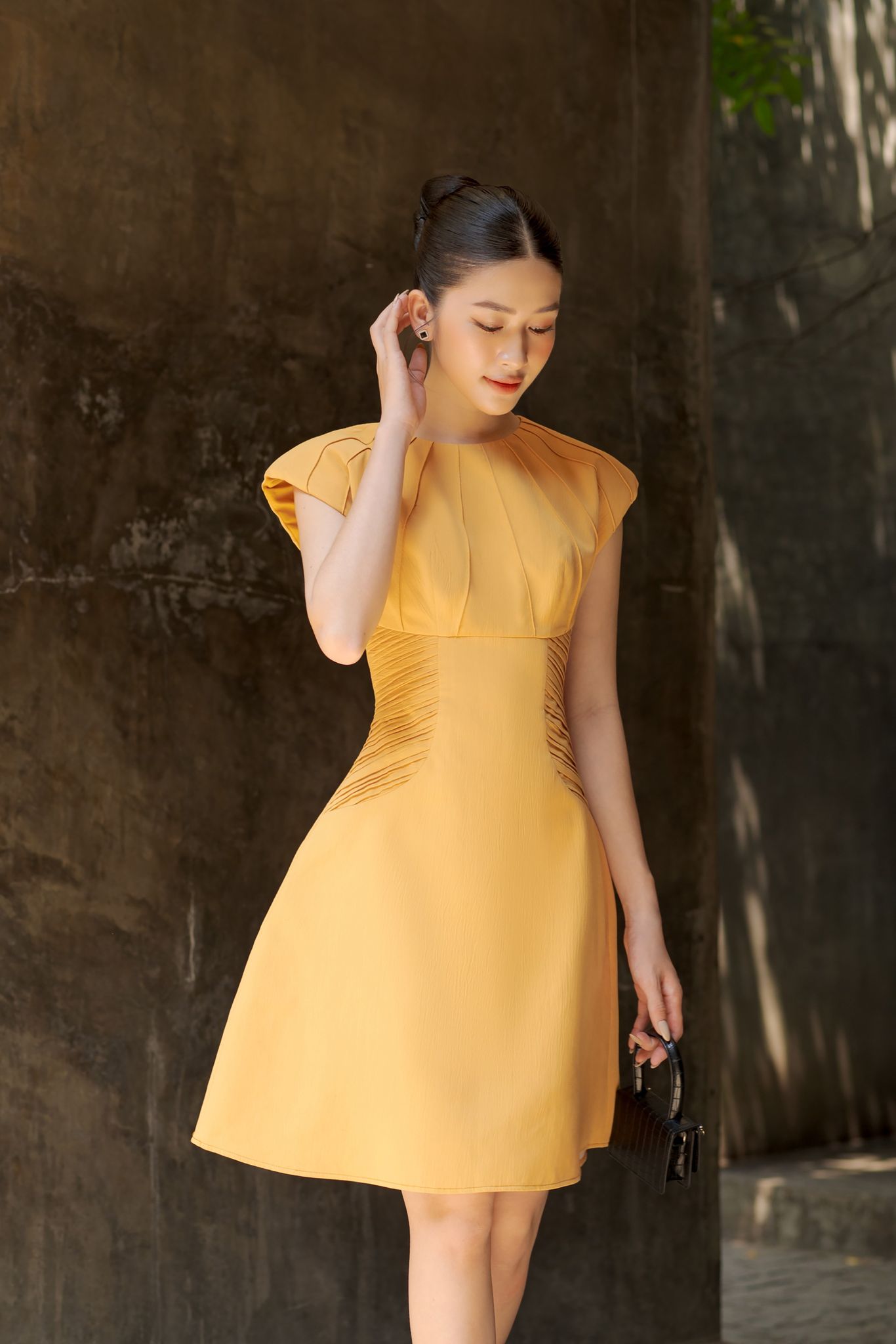 OLV - Đầm Isata Blonde Dress