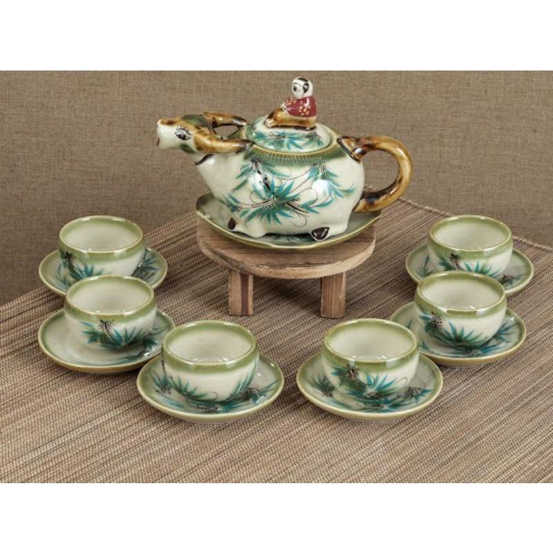 Bộ ấm pha trà gốm sứ Bát Tràng.