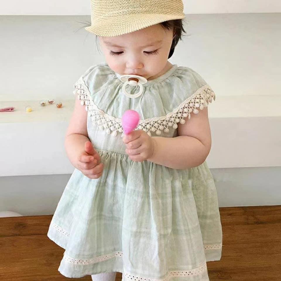Váy linen xuất Hàn có chip chất mát rất xinh cho bé gái