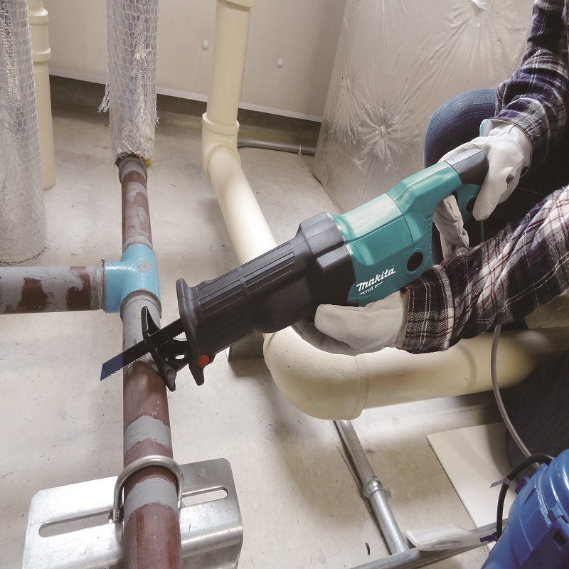 Máy cưa MAKITA M4500B (1010W)