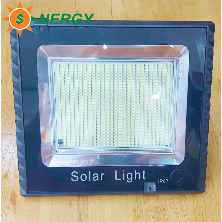 Đèn năng lượng mặt trời 200W