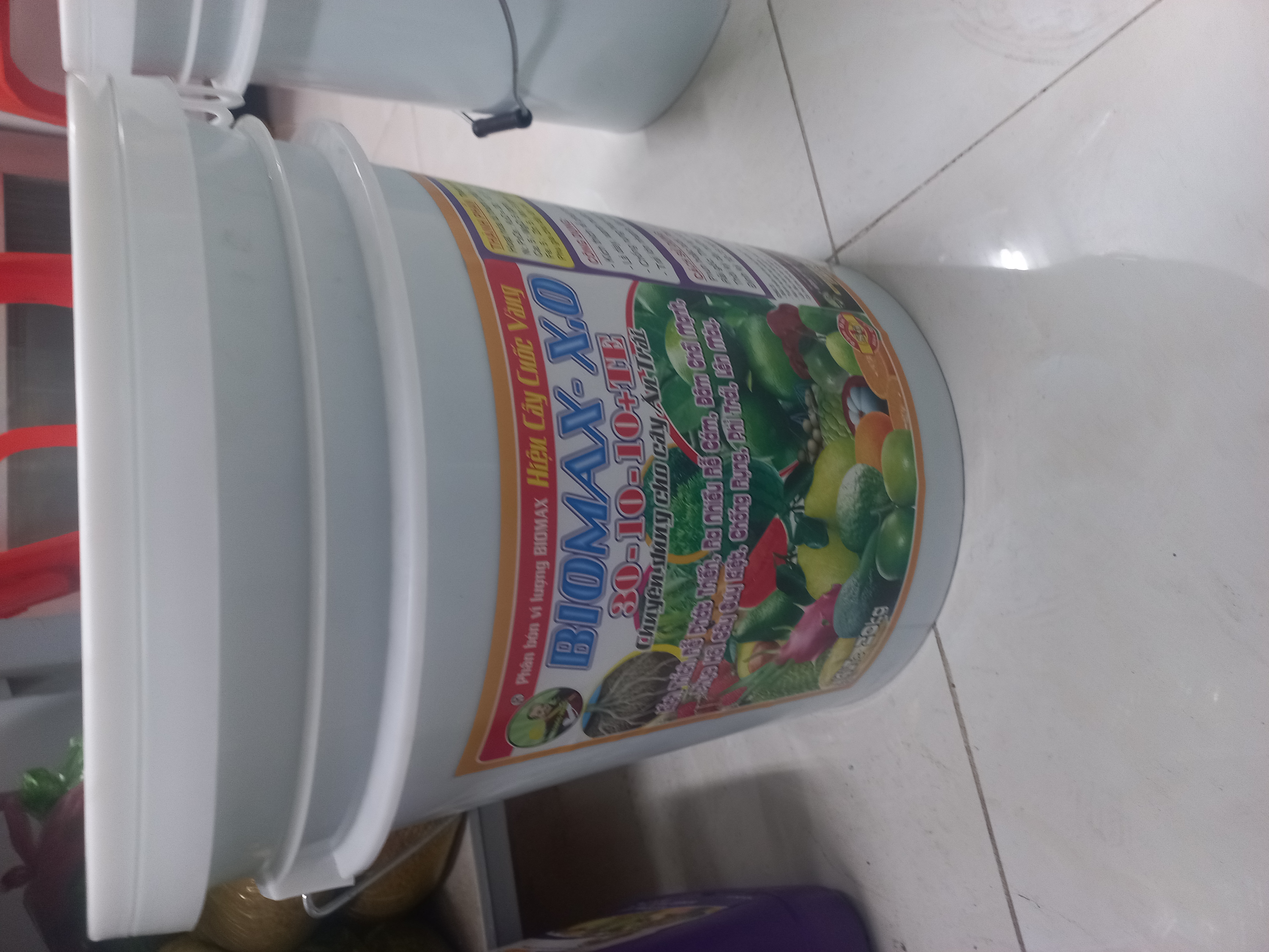 Xô phân bón vi lượng NPK 30-10-10+TE 20kg