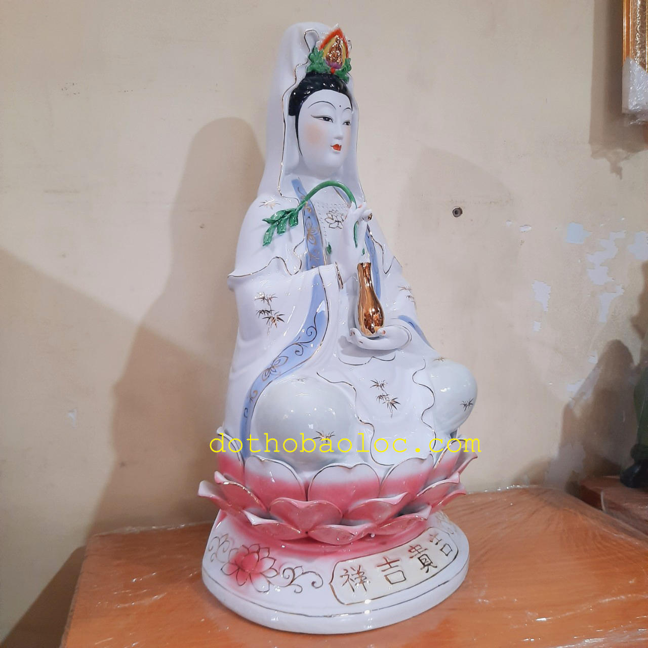 Tượng Quan Âm men sứ cao cấp Cao 62cm