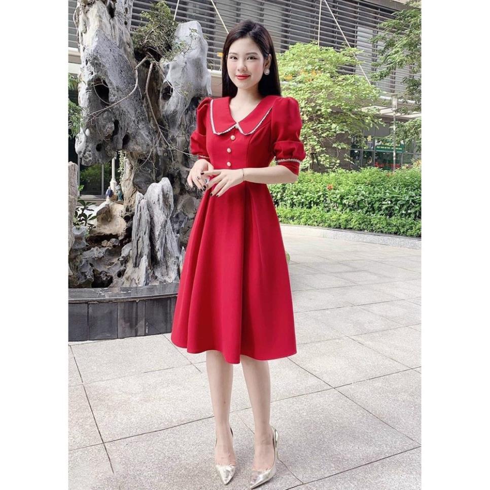 TASA Đầm váy đỏ điểm nhấn cúc ngực cực xinh cho nàng dạo phố dự tiệc thời trang nữ