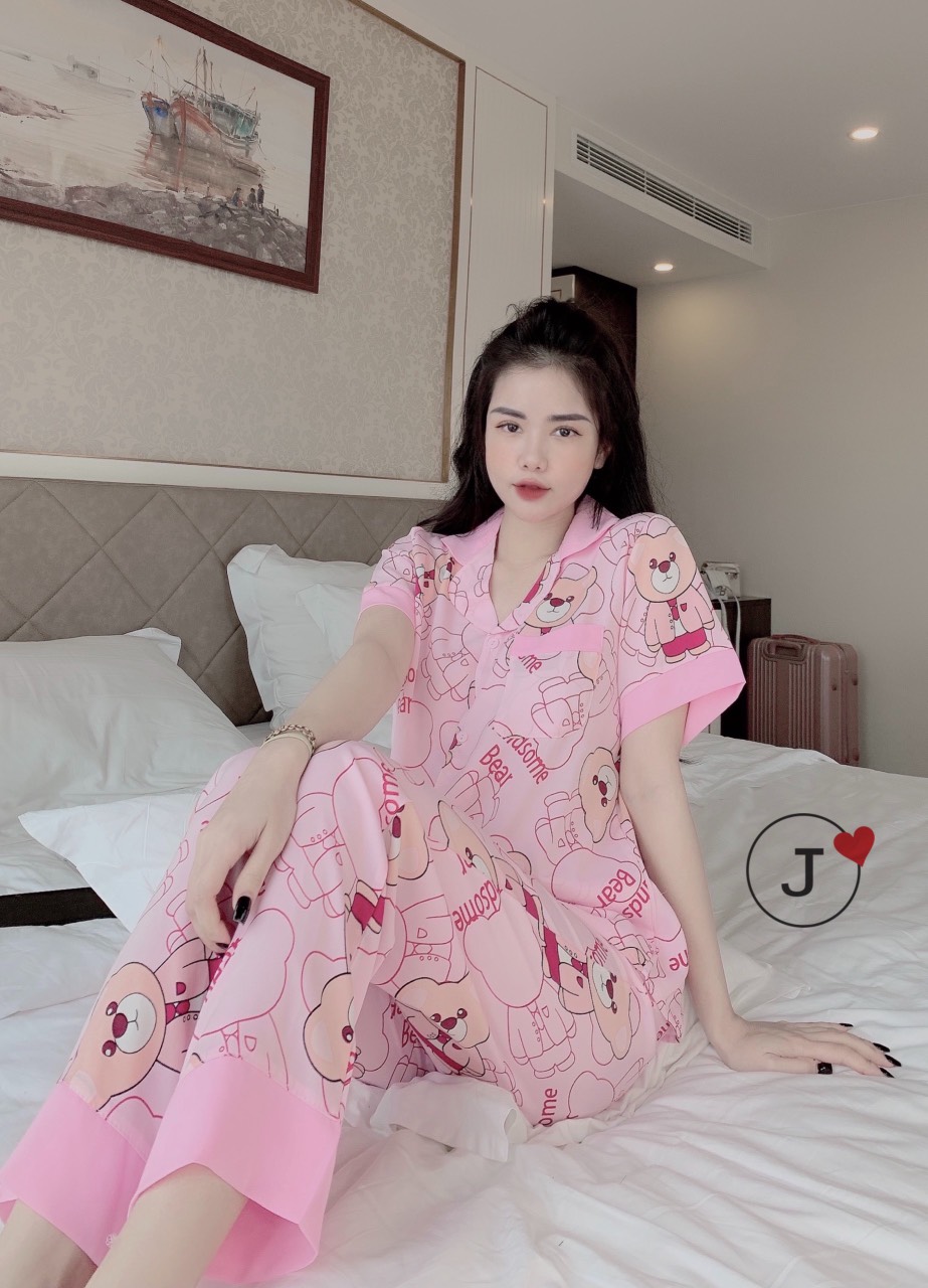 Bộ pijama cộc tay quần dài chất liệu lụa mango, bộ đồ ngủ nữ pyjama họa tiết gấu beer dễ thương sang trọng CCC21