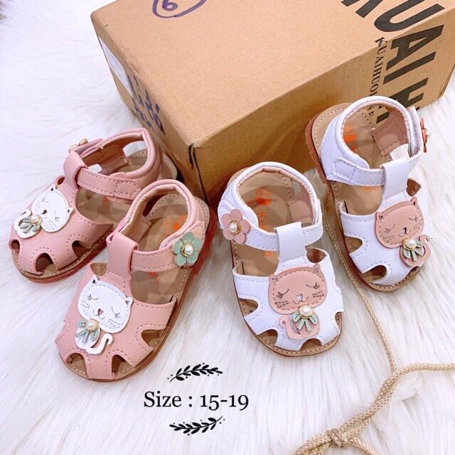 Sandals bé gái mèo