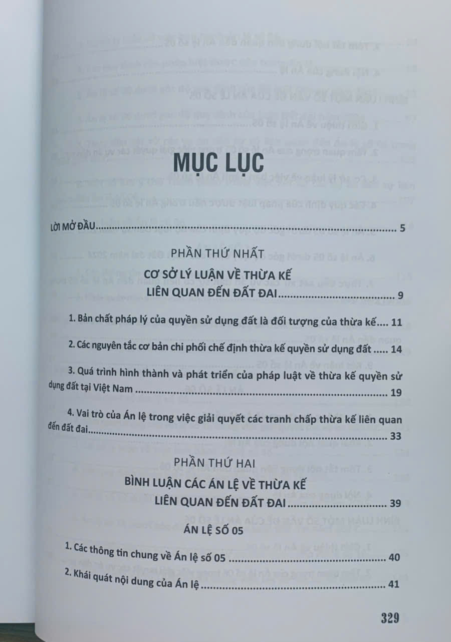 Bình luận các án lệ tranh chấp về đất đai – Góc nhìn từ thực tiễn xét xử của Thẩm phán (tập 1 và 2)