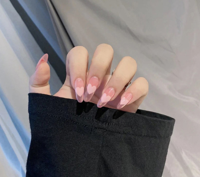 Bộ 24 móng tay giả nail thơi trang như hình