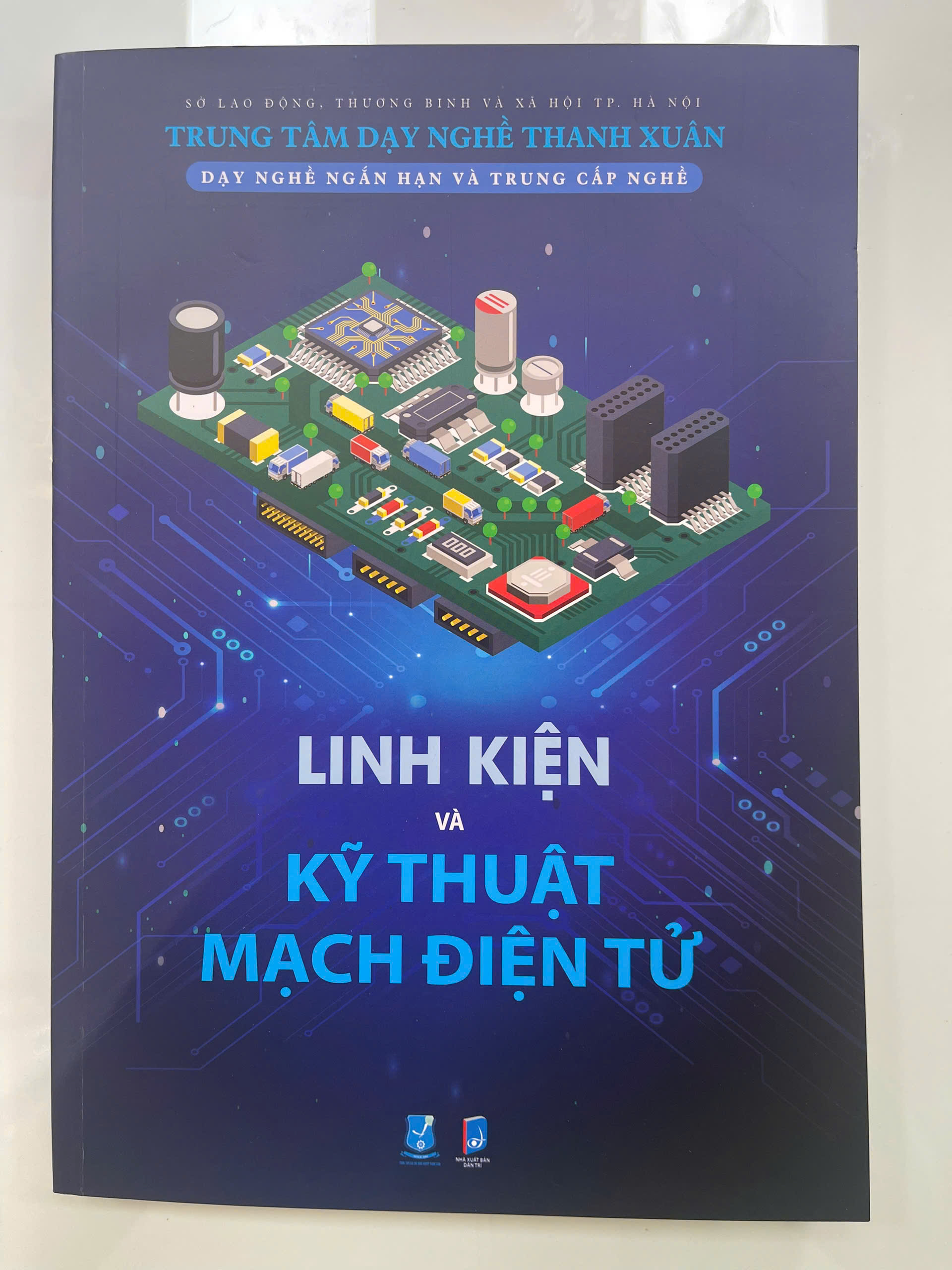 Linh kiện và kỹ thuật mạch điện tử - ảnh 2