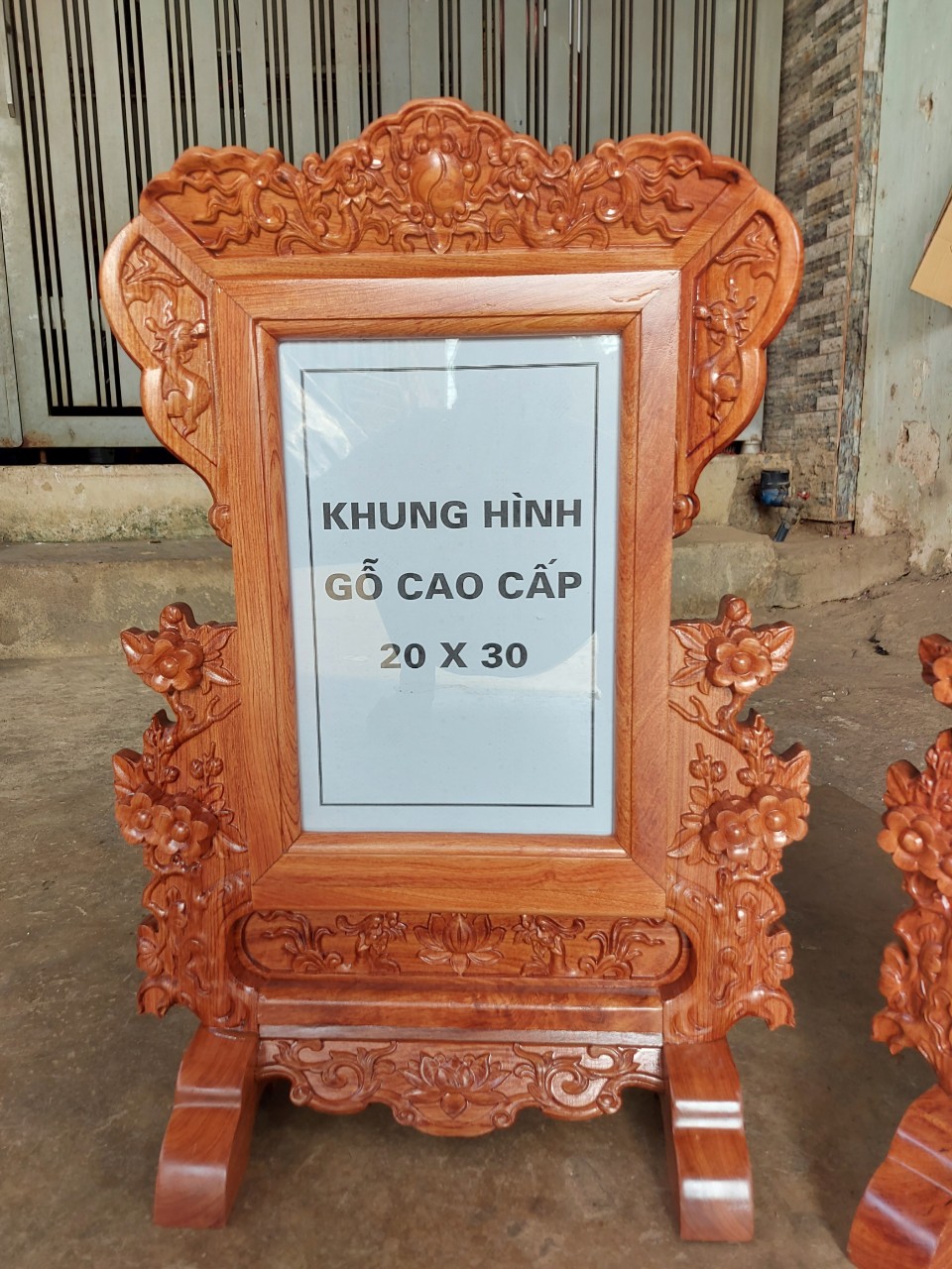 Khung ảnh thờ gỗ hương cao cấp khung hình thờ chạm khắc hoa mai nhiều size